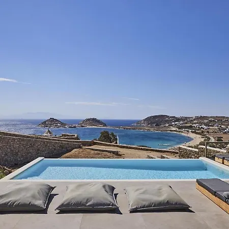 Agapi, 2 Min Walk To The & Heated Pool, By Red Windmill Villa Kalafatis