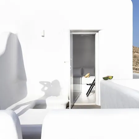 Agapi, 2 Min Walk To The & Heated Pool, By Red Windmill Villa