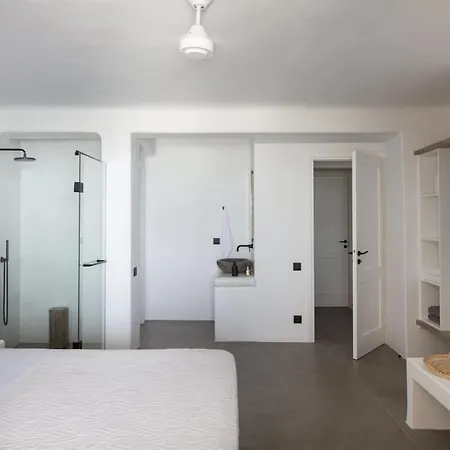 Agapi, 2 Min Walk To The & Heated Pool, By Red Windmill