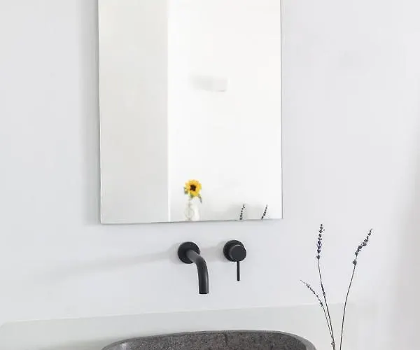 Agapi, 2 Min Walk To The & Heated Pool, By Red Windmill *