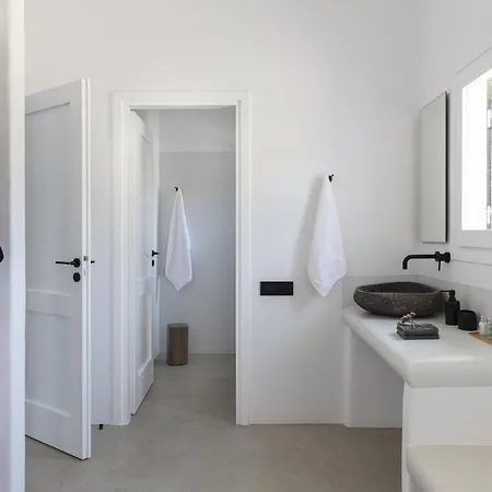 Villa Agapi, 2 Min Walk To The & Heated Pool, By Red Windmill Kalafati